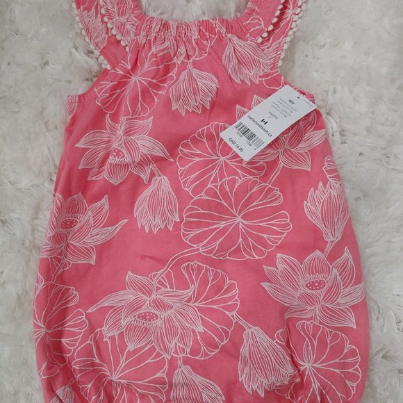 Carters 6 month short romper - Picture 1 of 2